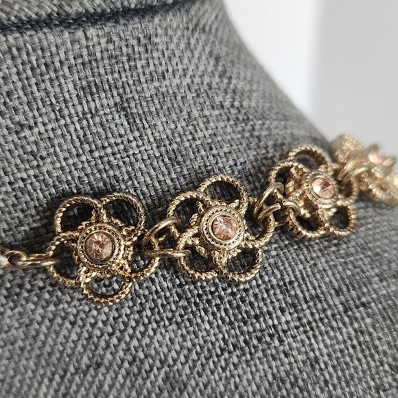 Goldtone Filigree Flower Necklace w/  Rhinestone Centers - Picture 5 of 9